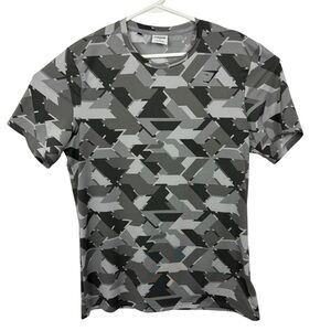 Gymshark Black and Gray Geometric Tee Men’s Size Large